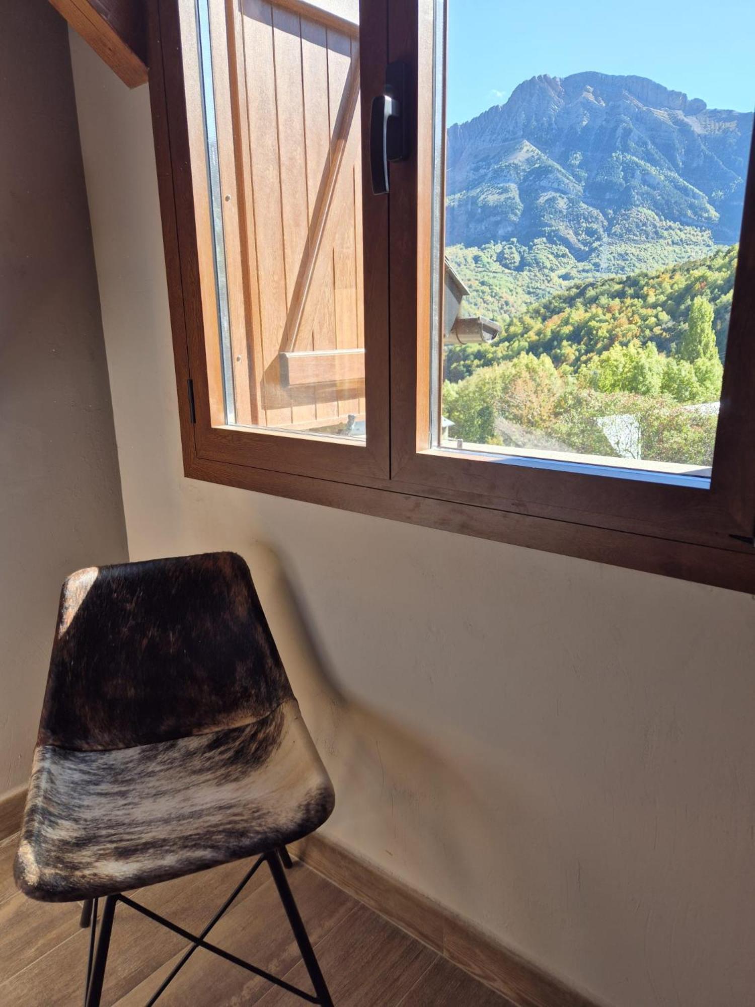 Ruraltena * Piedrafita de Jaca